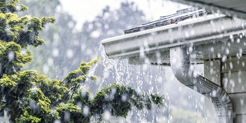 Understanding the Relationship Between Roofs & Gutters