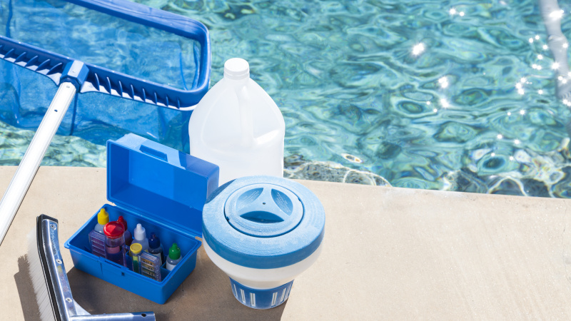 Three Key Indicators to Schedule Pool Repair Services